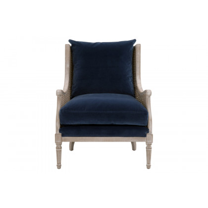 Essentials - Churchill Club Chair