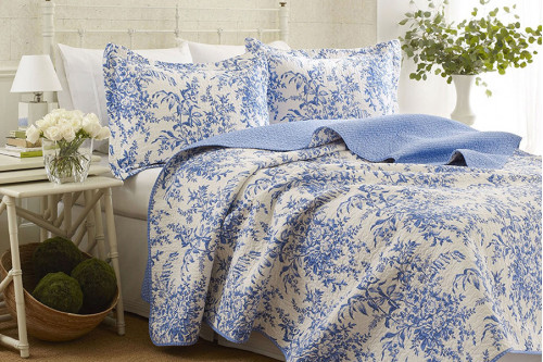 FaFurn™ - King Size 100% Cotton Quilt Bedspread Set with Blue White Floral Leaves Pattern