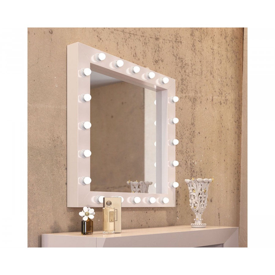 Franco - Nb22 Mirror With Light Bulbs