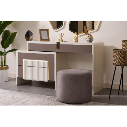 Furnia - Zurih Dresser with Mirror in Cream
