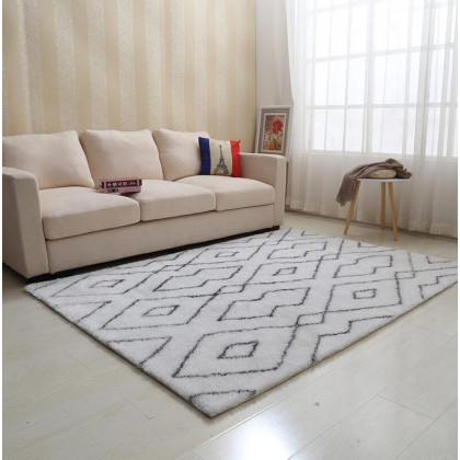 Furnings Aria Diamond Print Shag Area Rug - 7'L x 5'W x 1"H