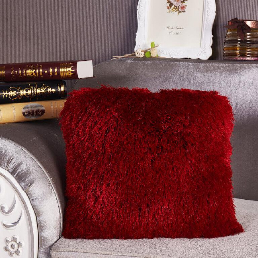 Furnings - Decorative Shaggy Pillow in Red