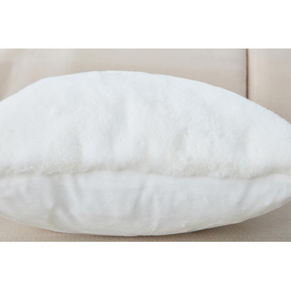 Furnings - Agnes Luxury White Chinchilla Faux Fur Pillow