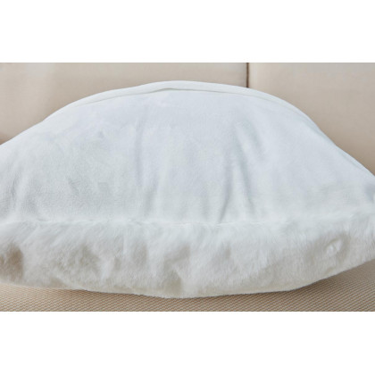 Furnings - Agnes Luxury White Chinchilla Faux Fur Pillow