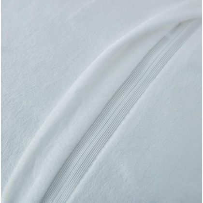 Furnings - Agnes Luxury White Chinchilla Faux Fur Pillow
