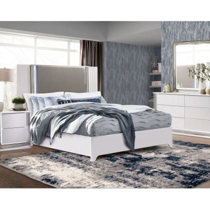 GF Aspen White Bed, Chest, Nightstand and Vanity Set With Led