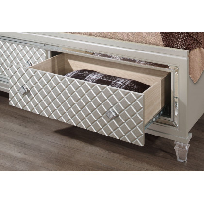 GF Paris Bed With Led