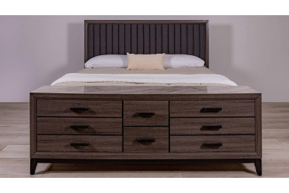GF™ Laura Bed with Footboard Case - Full Size