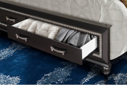 GF™ Metallica Bed Group Collection - King Size