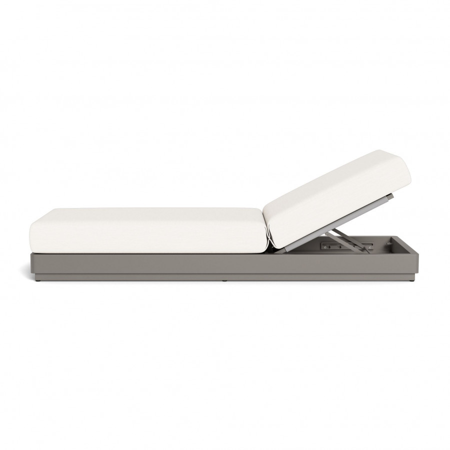 Harbour Antigua Sun Lounge - Aluminum Taupe / Panama Blanco / Rope Light Gray