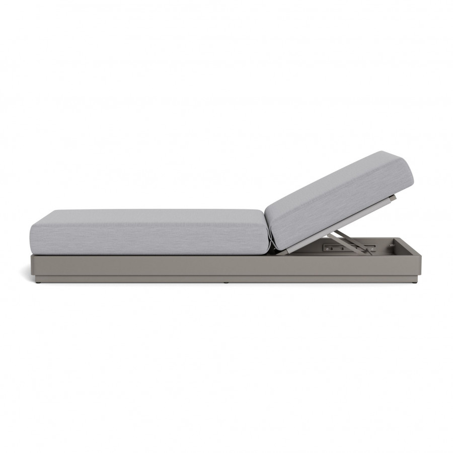 Harbour Antigua Sun Lounge - Aluminum Taupe / Panama Cloud / Rope Light Gray