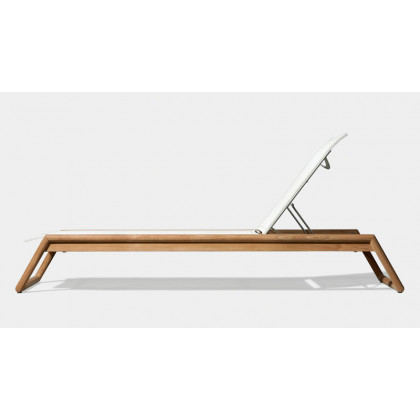 Harbour Breeze Xl Teak Stacking Sun Lounge in Teak Natural / Batyline White