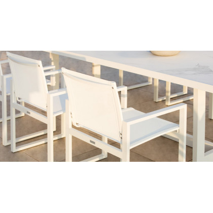 Harbour Hampton Lounge Chair - Aluminum Asteroid / Copacabana Sand / Batyline Silver