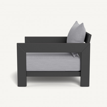 Harbour Hampton Lounge Chair - Aluminum Asteroid / Panama Cloud / Batyline Silver