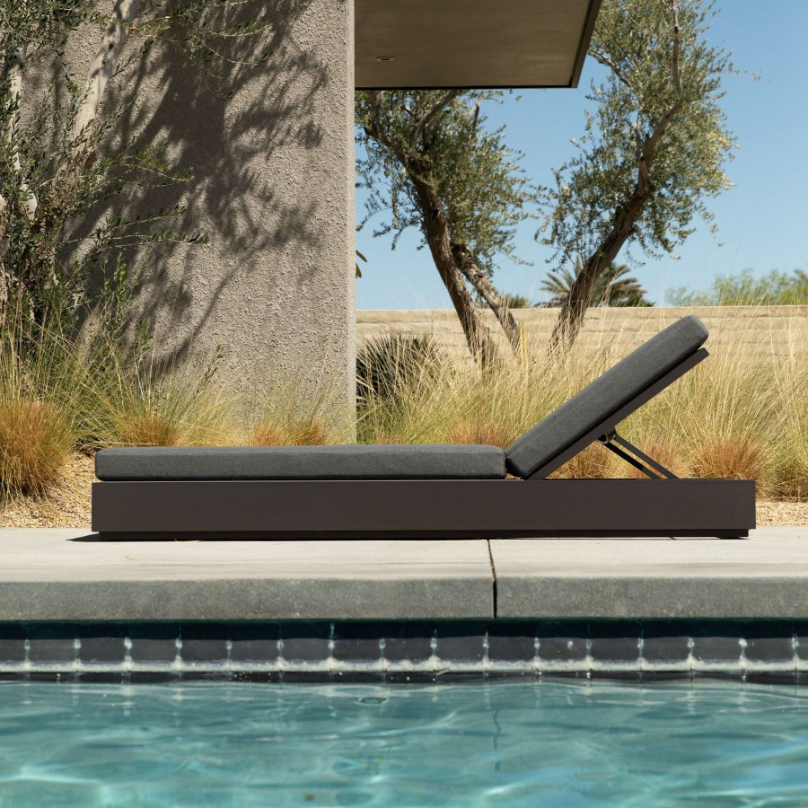 Harbour Hayman Sun Lounge - Aluminum Asteroid, Panama Marble