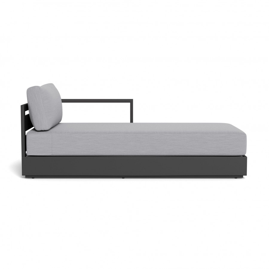 Harbour Hayman Aluminum Chaise Right - Aluminum Asteroid / Panama Cloud / Batyline Silver