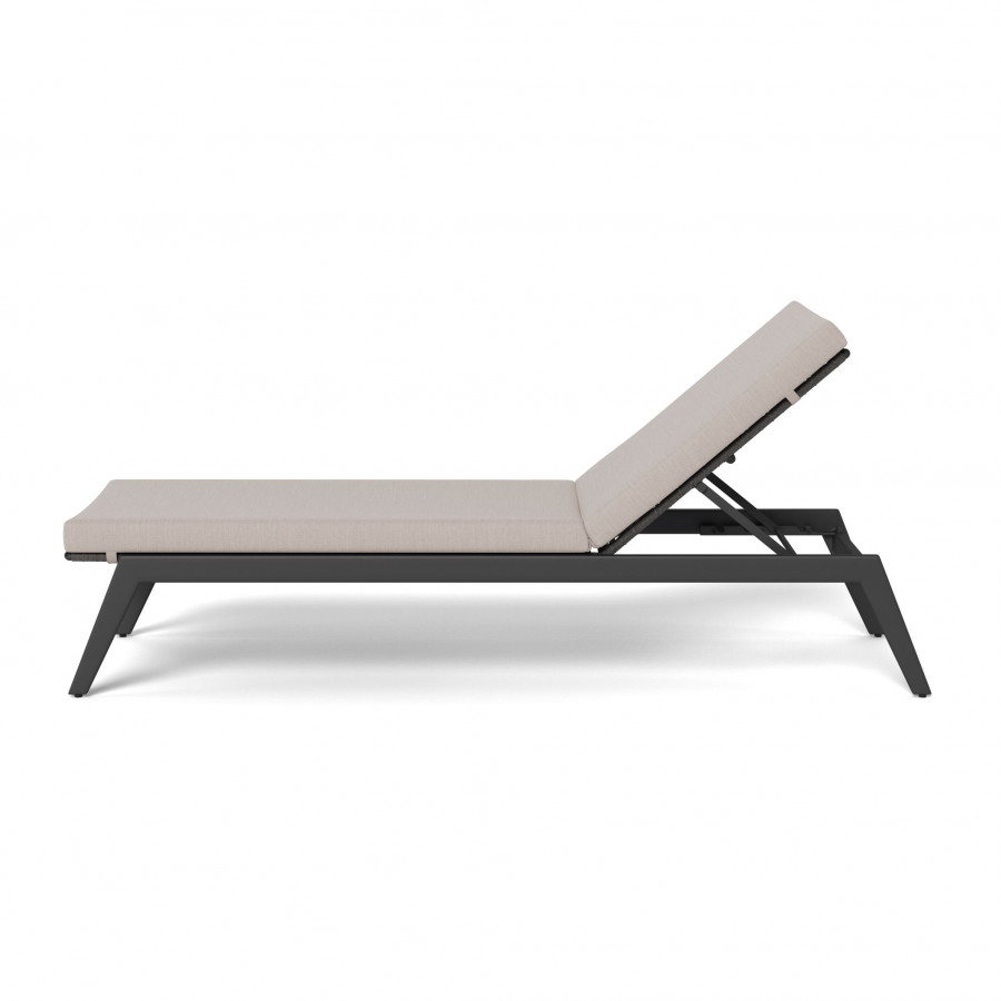 Harbour Loop Sun Lounge - Aluminum Asteroid / Panama Marble / Wicker Gray