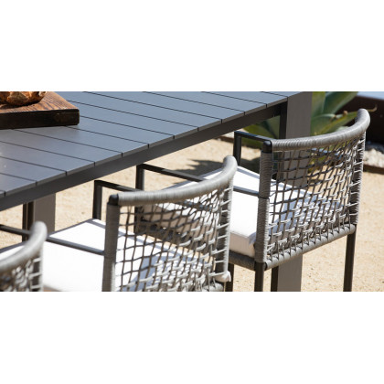Harbour Loop Stacking Sun Lounge in Aluminum Asteroid / Batyline Silver