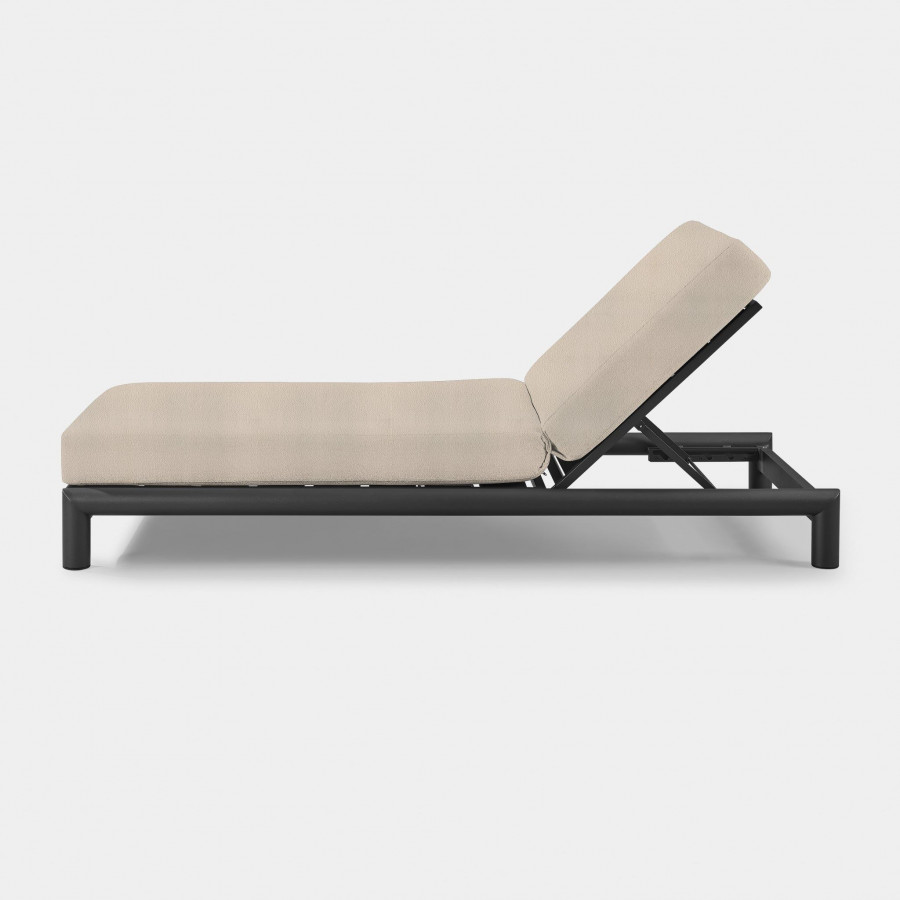 Harbour Moab Sun Lounge - Aluminum Asteroid, Riviera Sand