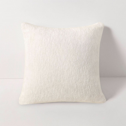 Harbour Throw Pillow Marley Snow