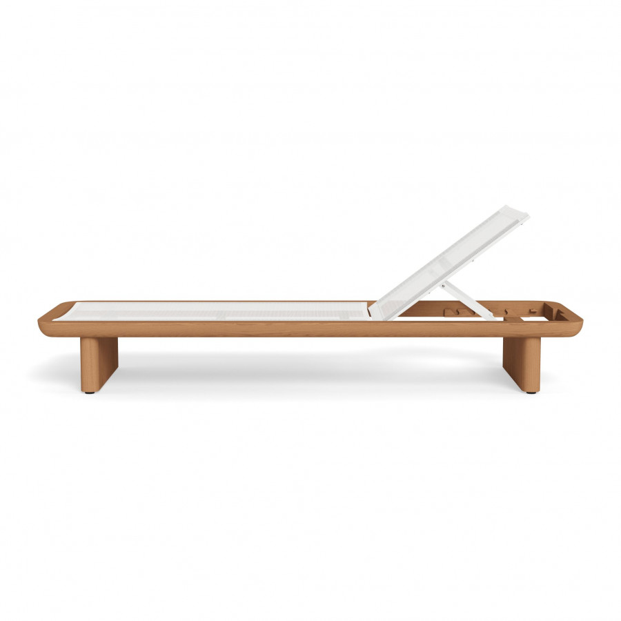 Harbour Victoria Teak Sun Lounge in Teak Natural / Batyline White
