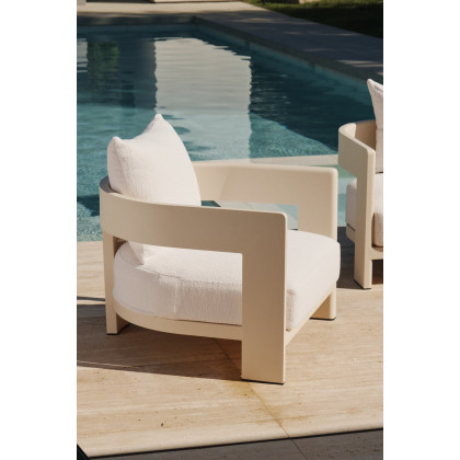 Harbour Victoria Aluminum Dining Table 108"
