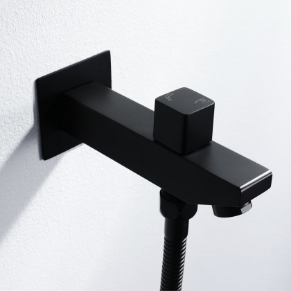 HMR Wall-Mounted 16" Shower System 4 Function Thermostatic - Black
