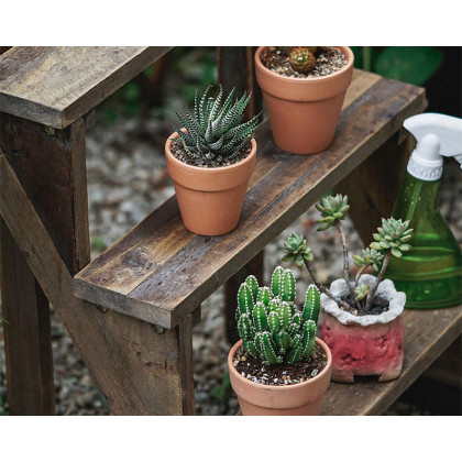 HMR - Wooden 3-Tier Plant Pots Stand for Outdoor in Distressed Brown
