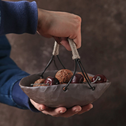 HMR - Oval Porcelain Fruit Bowl with Handle in Brown Distressed Fruit Basket Decor