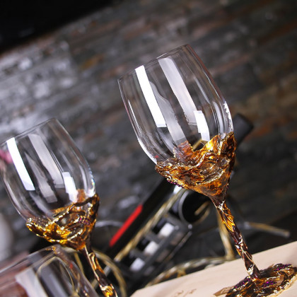 HMR - 5-Piece Red Wine Glass Set Exquisite Vintage Decanter