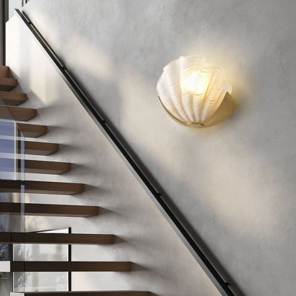 HMR - Art Deco Brass Wall Sconce Glass Shell Shape Golden Wall Light for Bedroom