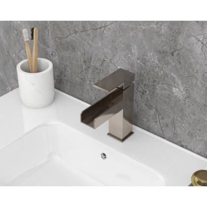 HMR - Modern Single Handle 1-Hole Waterfall Bathroom Sink Faucet