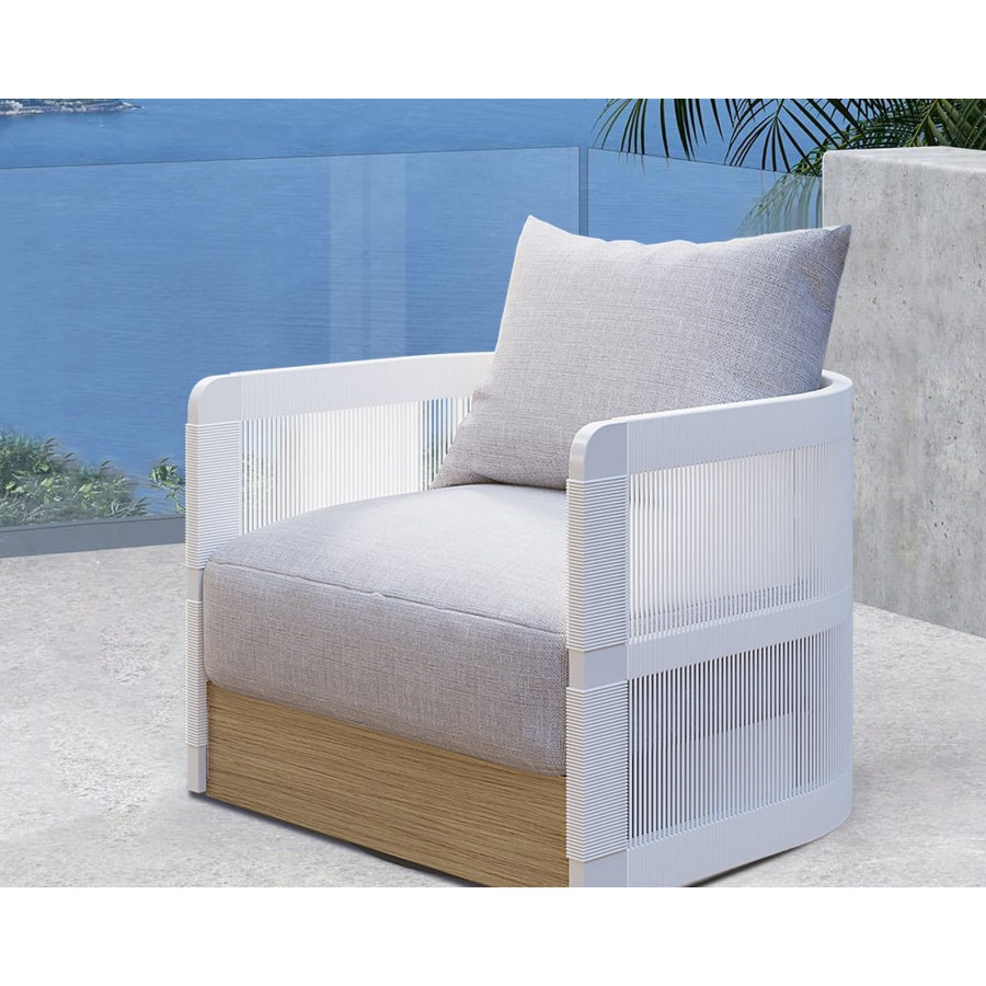 HMR Outdoor Handwoven Rope Swivel Chair - White & Gray