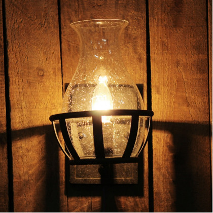HMR - Single Candelabra Wall Lamp in Metal, Glass