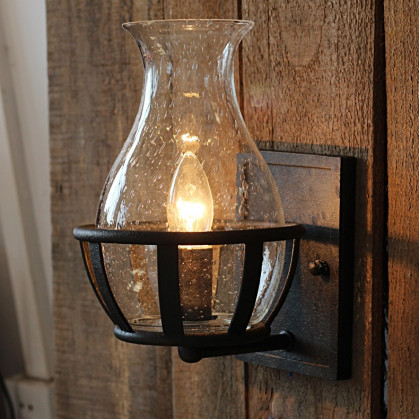 HMR - Single Candelabra Wall Lamp in Metal, Glass