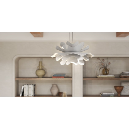 HMR - Acrylic Pendant Chandelier in Flower Shape in White