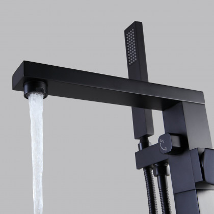 HMR - Dree Freestanding Bathtub Faucet and Handshower in Matte Black, Brass