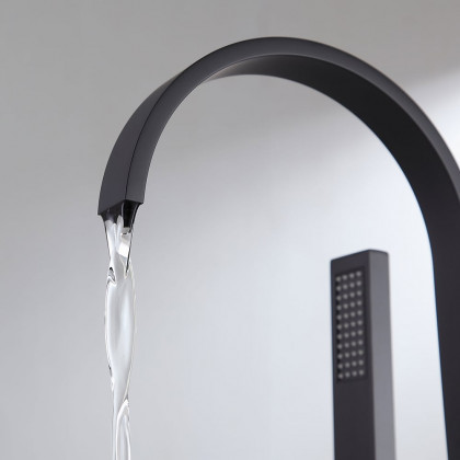 HMR - Dree Standing Faucet with High-Arc Spout in Matte Black