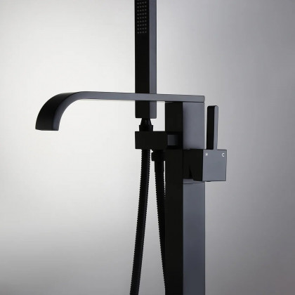 HMR - Dree Dree Floor Mounted Freestanding Faucet in Matte Black, Brass