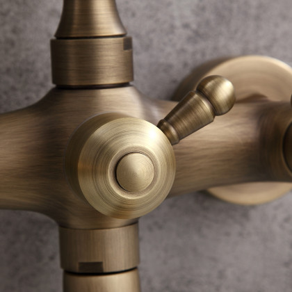 HMR - Chester Wall Mount Clawfoot Tub Filler in Brass