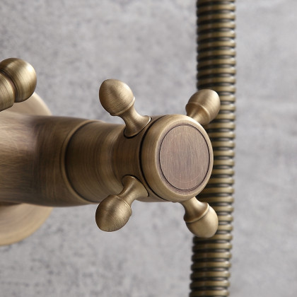 HMR - Chester Wall Mount Clawfoot Tub Filler in Brass
