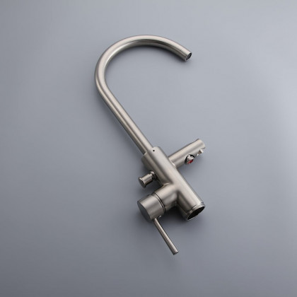 HMR - Brewst Freestanding Bathtub Faucet Floor Mount in Brass, Brushed Nickel