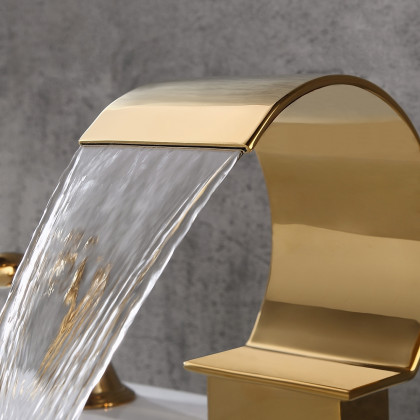 HMR - Lever Handle Bathroom Sink Faucet in Glistening Gold