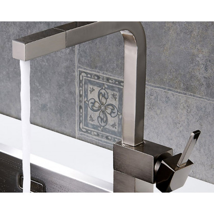 HMR - Contemporary Pull-Out Brass Kitchen Faucet