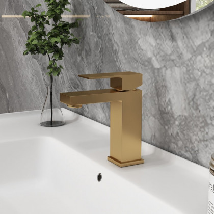 HMR - Deck Mounted One-Hole Single Handle Bathroom Sink Faucet in Vland Stylish Luxury