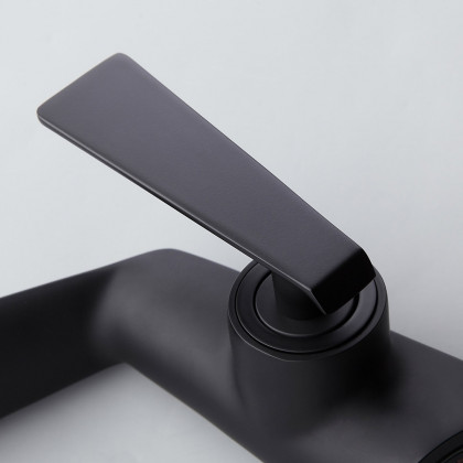HMR - Contemporary Single Flat Handle One-Hole Solid Brass Bathroom Sink Faucet in Black