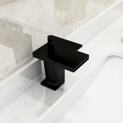 HMR - Single Handle Bathroom Faucet Solid Brass in Matte Black