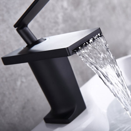 HMR - Single Handle Bathroom Faucet Solid Brass in Matte Black