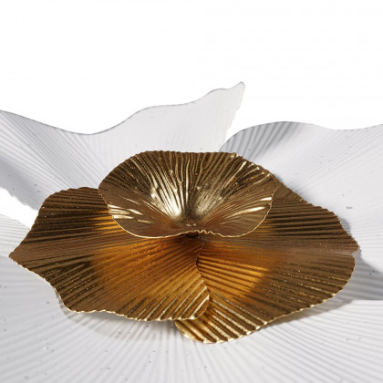 HMR - Metal Flower Wall Decor in Gold and White