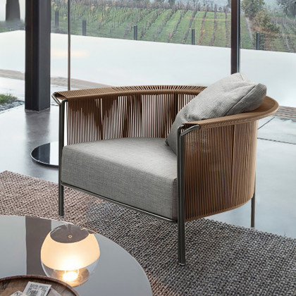 HMR - Modern Woven Rattan Outdoor Barrel Chair Armchair with Back Flared Edge in Brown & Gray